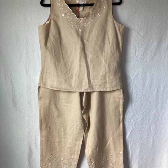 Real Comfort by CHADWICK'S 2-pc Set Sleeveless Top & Pants Embroidered size 10P - Picture 1 of 16